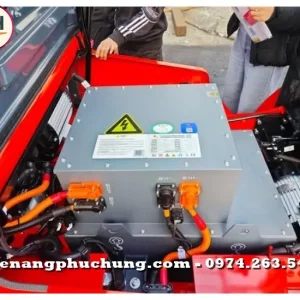 Dịch Vụ Thay Pin Lithium Xe Nâng Ngồi Lái Heli Chuyên Nghiệp