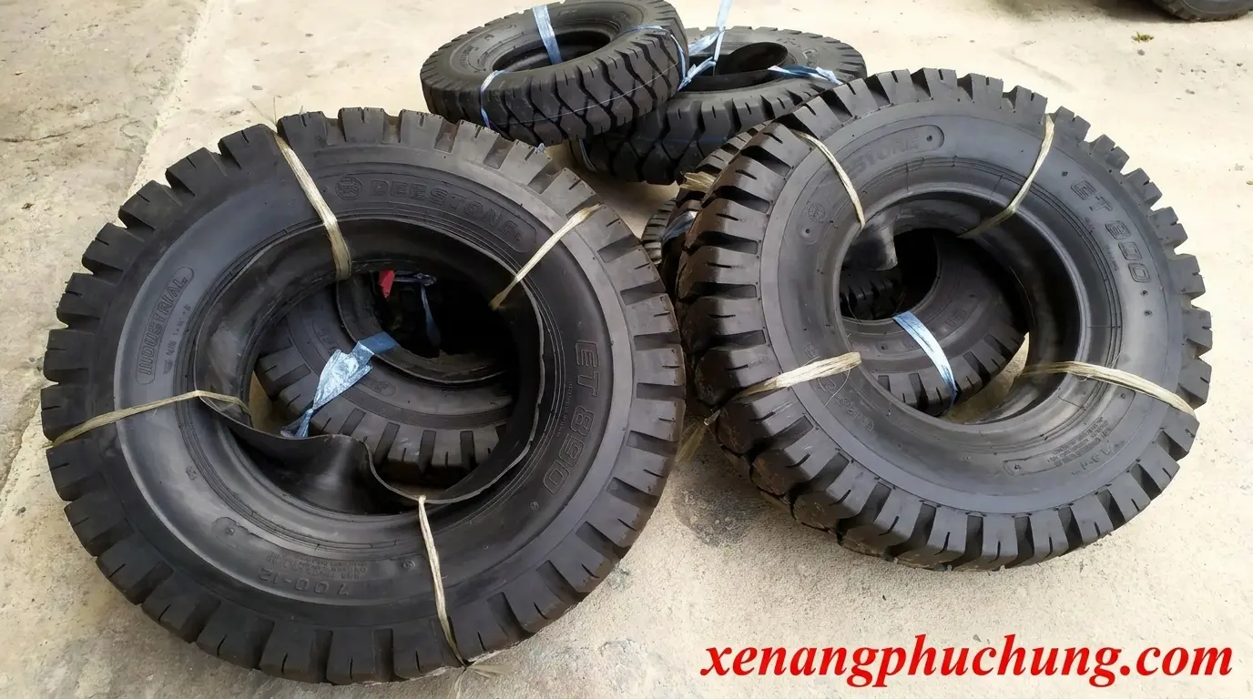 hình ảnh lốp xe nâng